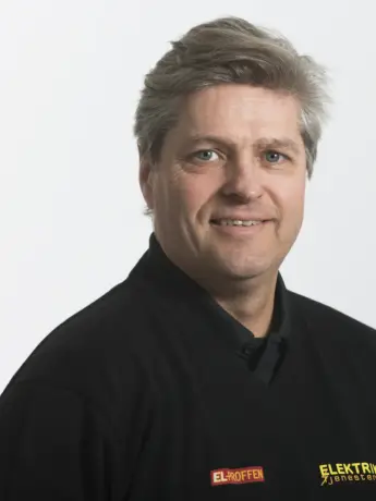 Tom Repål er ansatt hos Elektrikertjenesten Halden AS